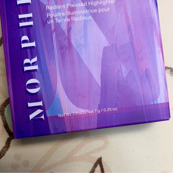 💛 Morphe Glow Show Radiant Pressed Highlighter - NWT - Picture 4 of 12